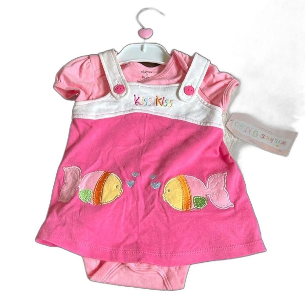 Wishes & Kisses Pink outfit
